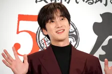 アン・ボヒョン＆イ・ジュビン、「ホットな外泊キス」ショット　「すべて完璧です」「本当のロマンス」「相性バツグン」　韓ドラ『スプリング･フィーバー』来週最終回