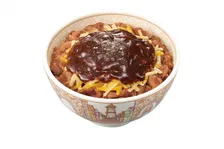 【きょうから】すき家、『デミグラスチーズ牛丼』登場　コク深いソース×濃厚チーズで至福の味わい