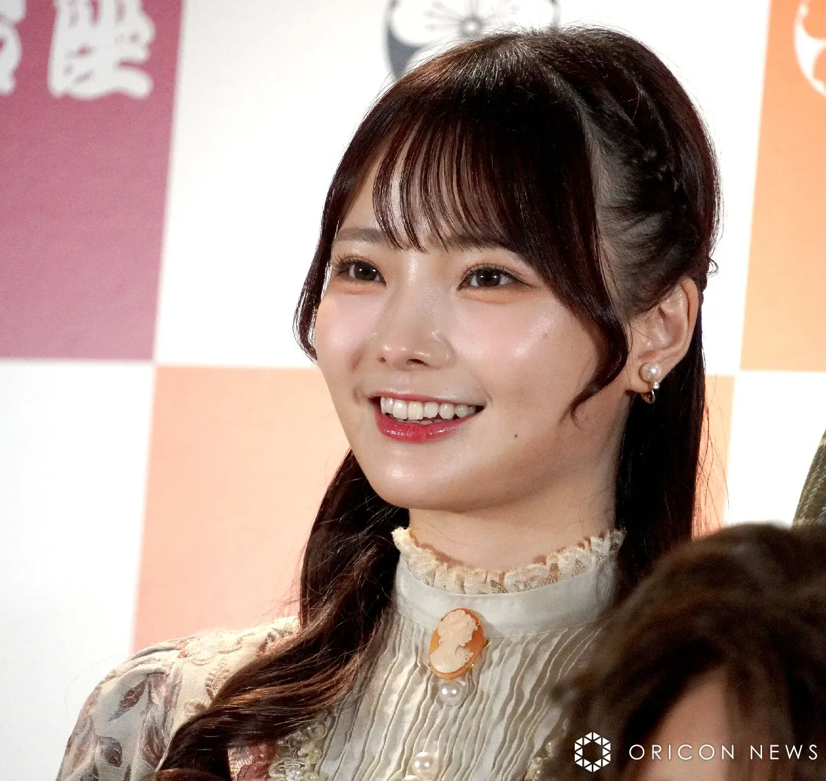 新谷姫加「年齢言うとびっくりされる」、実年齢にSNS「え？19歳くらいじゃないの…！？」「10代でも通用」