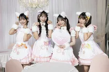 SWEET STEADY（すいすて）がメイドカフェ勤務姿…動画＆店舗名公開　王道＆ツンデレに分かれ“客の奪い合い”【全員コメント】