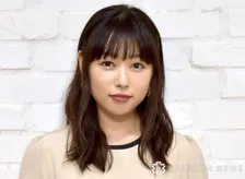 桜井日奈子、ピタッとドレスでボディラインあらわ　美スタイルにファンもん絶「お尻セクシー」「色っぽい」