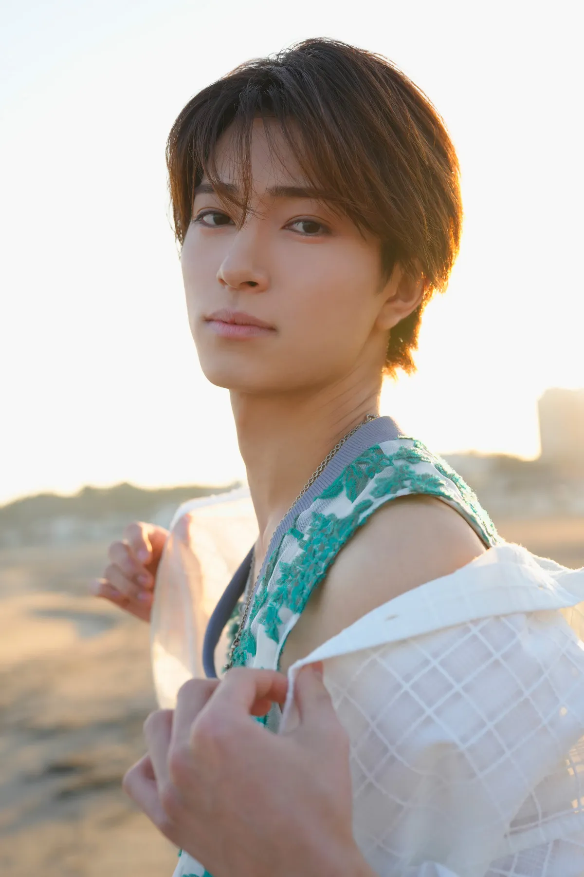 『ゴジュウジャー』鈴木秀脩、1st写真集を発売「僕自身にとっても新しい一歩を踏み出すタイミング」　地元・横須賀などで撮影