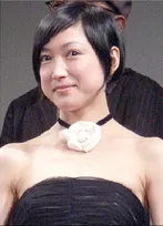 緒川たまき、夫が披露した誕生日の近影に反響「美しさは増すばかり」 西田尚美も祝福コメント