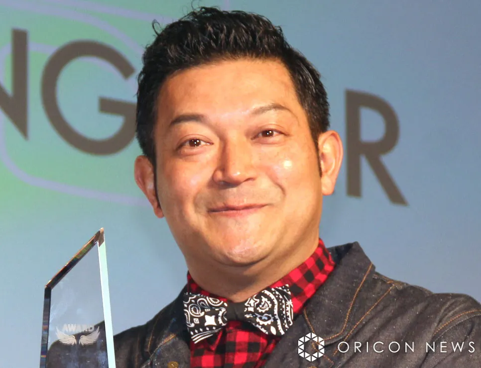 山口智充、妻＆娘と「行き当たりばったり泊」　家族で無計画旅行を満喫　温泉での愛嬌たっぷりショットを投稿