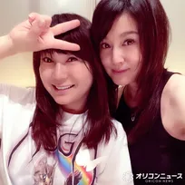 藤原紀香、号泣「終始、涙が止まりませんでした」　はるな愛との四半世紀の友情「おめでとう！」