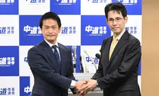 「めっちゃイケメン」「そっくり」中道・代表候補の階猛氏、息子が俳優と話題　YouTube共演も