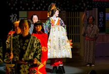 「綺麗やわぁ」 市川由紀乃、大阪で総重量“30キロ超”の花魁姿　三山ひろし座長公演が新歌舞伎座で開幕