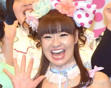 「かつみ・さゆり」のさゆり、K-POPアイドルとの3ショットが話題　“引けを取らない美貌”に反響「メンバー加入できる」