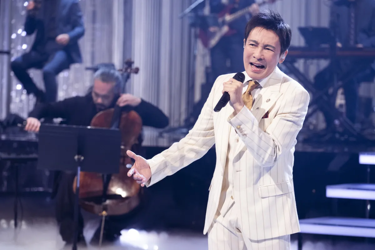 NHK『SONGS』に郷ひろみ登場　「一区切りつけたい」決意のラスト紅白に密着　倉庫型家具店での爆買いショッピングの様子も