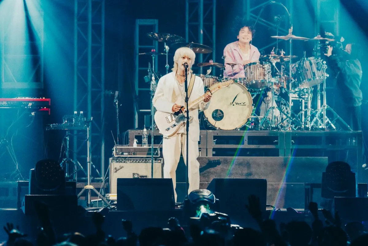 ヤングスキニー、初の日本武道館ワンマンを開催　8000人の前で“誰もが羨むバンド”を証明した一夜