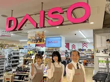 100均ダイソーが舞台の縦型ショートドラマ、無料配信開始『異世界令嬢が転生したらダイソーの店員だった件』