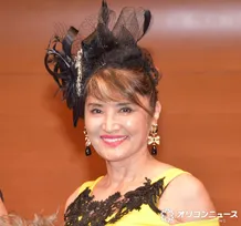 70歳・志穂美悦子、“ムキムキ”に鍛え上げられた肉体美披露に反響「凄すぎる」「ただただカッコイイ」　夫は長渕剛