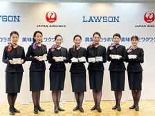 ローソン、JAL客室乗務員が考案した”ご当地ロールケーキ”発売　からあげクン“機内スープ味”も