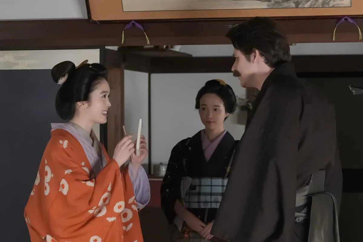 『ばけばけ』英語の勉強を再開しないか提案する　第105回場面カット