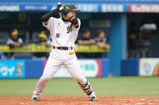 千葉ロッテ、“2000年代支えたOB”続々来場　「TEAM26デー」でファンとふれあい