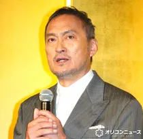 渡辺謙、『木挽町のあだ討ち』の爽快感をアピール「『国宝』に出ていてなんなんですけど」　撮影中の姿を共演者が証言