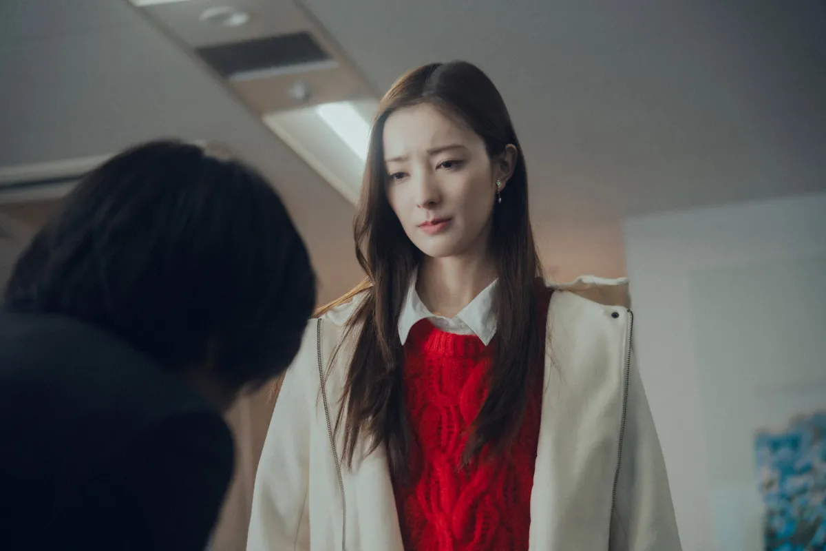 猪塚健太“省吾”、宮本茉由“菜穂”が働くスーパーで騒ぎを起こす『この愛は間違いですか～不倫の贖罪』第9話【あらすじ】