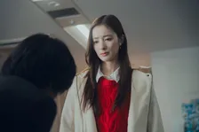 猪塚健太“省吾”、宮本茉由“菜穂”が働くスーパーで騒ぎを起こす『この愛は間違いですか～不倫の贖罪』第9話【あらすじ】