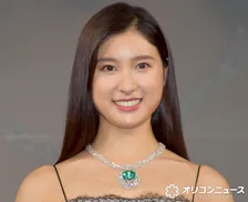 1児の母・土屋太鳳「小さな家族と一緒に作った」　ひな祭りの“ハート型”押し寿司を披露「彩り鮮やかでおいしそう」「愛がギュウギュウに詰まっている押し寿司ですね」