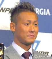 中田翔、“陽キャ”なマネージャーを公開　鏡越しショットに反響「この写真、よーく考えて見ると凄く笑える」「最高」