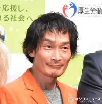 杉田あきひろ、放射線性顎骨壊死の手術終了を報告　病床の写真公開「まだ絶食状態は続いてて空腹で泣きそうですが笑」