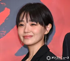 奈緒、“父親役”俳優とほのぼの2ショット「コチラの親子も素敵」「ノリさん嫉妬案件」