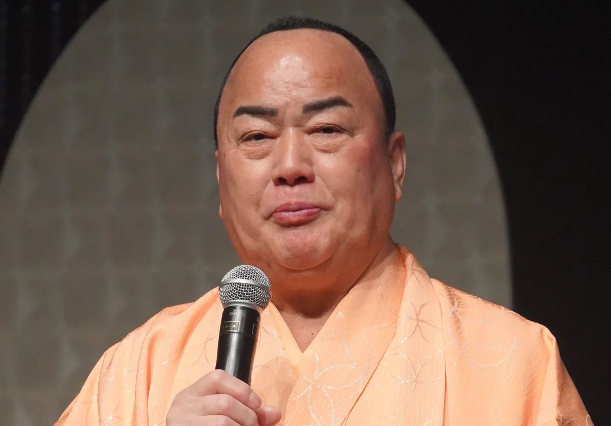 細川たかし、白菜に身を包むアクスタが話題「ご本人がOK出したという事ですよね？w」