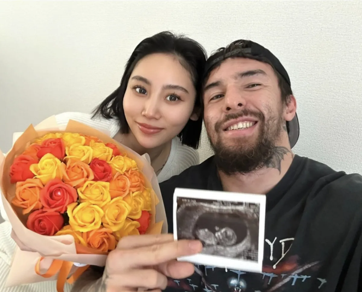 “バチェラー筋肉美女”高須賀佑紀、妊娠を報告「愛おしく感じる日々」夫は格闘家の木村“フィリップ”ミノル