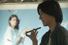 道枝駿佑＆生見愛瑠“10年愛”の原点シーンも公開　映画『君が最後に遺した歌』新場面＆入場者特典が公開