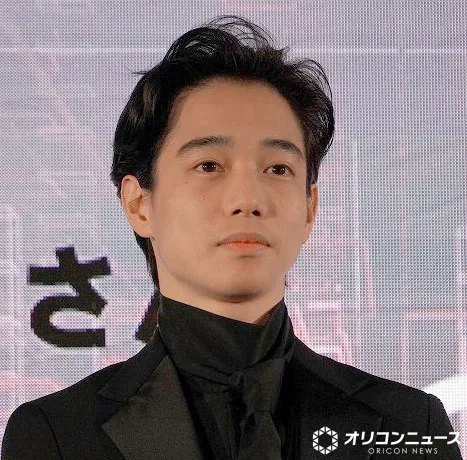 片岡千之助、父・片岡孝太郎＆母との親子3ショット公開「めちゃくちゃいい写真」「素敵な家族」　笑顔で26歳誕生日を報告