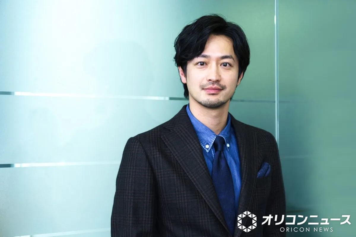 竹財輝之助、“クズ役”の原点となった経験　薄暗い店内で「そういう方たちを見てきたので…」