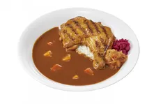 【きょうから】すき家、『炭火焼きほろほろチキンカレー』登場　チーズ・ほうれん草・おんたま…トッピングも豊富に