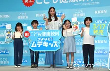 石原さとみ、子役との撮影を満喫「ずっと笑って遊んでました」　無敵の笑顔を褒められ照れ