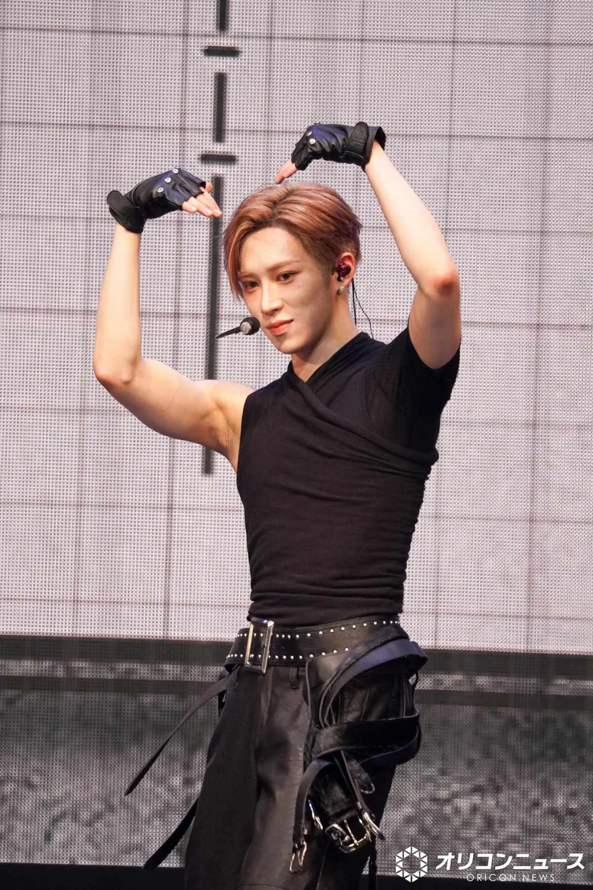 ALPHA DRIVE ONE・ARNO、骨折からステージ復帰　日本語でファンに約束「ずっと僕たちのそばにいて」