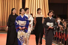 【第49回日本アカデミー賞】蒼井優、高畑充希、寺島しのぶ、森七菜、森田望智が華やか競演　優秀助演女優賞を受賞