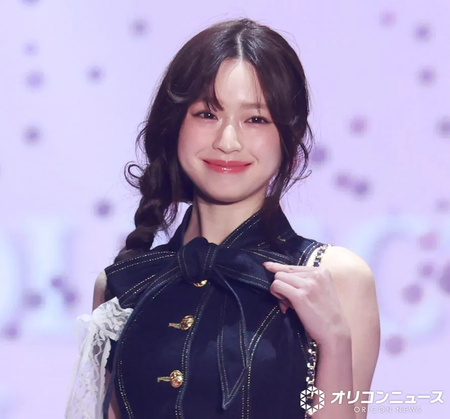 【TGC】『今日好き』葛西杏也菜、白のミニスカから美脚のぞかせる　大人かわいい衣装でランウェイ飾る