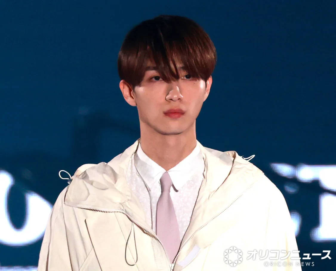 【TGC】野村康太、前髪下ろしスタイリングでほのかな色気