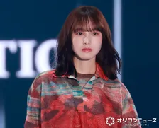 【TGC】本田紗来、クールな表情で会場魅了　エレガントなスタイルでランウェイ彩る