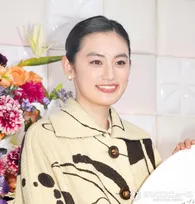 八木莉可子、森英恵さん遺族の言葉に感涙「どう思われるかすごくドキドキしていた」　抱えていた不安を吐露