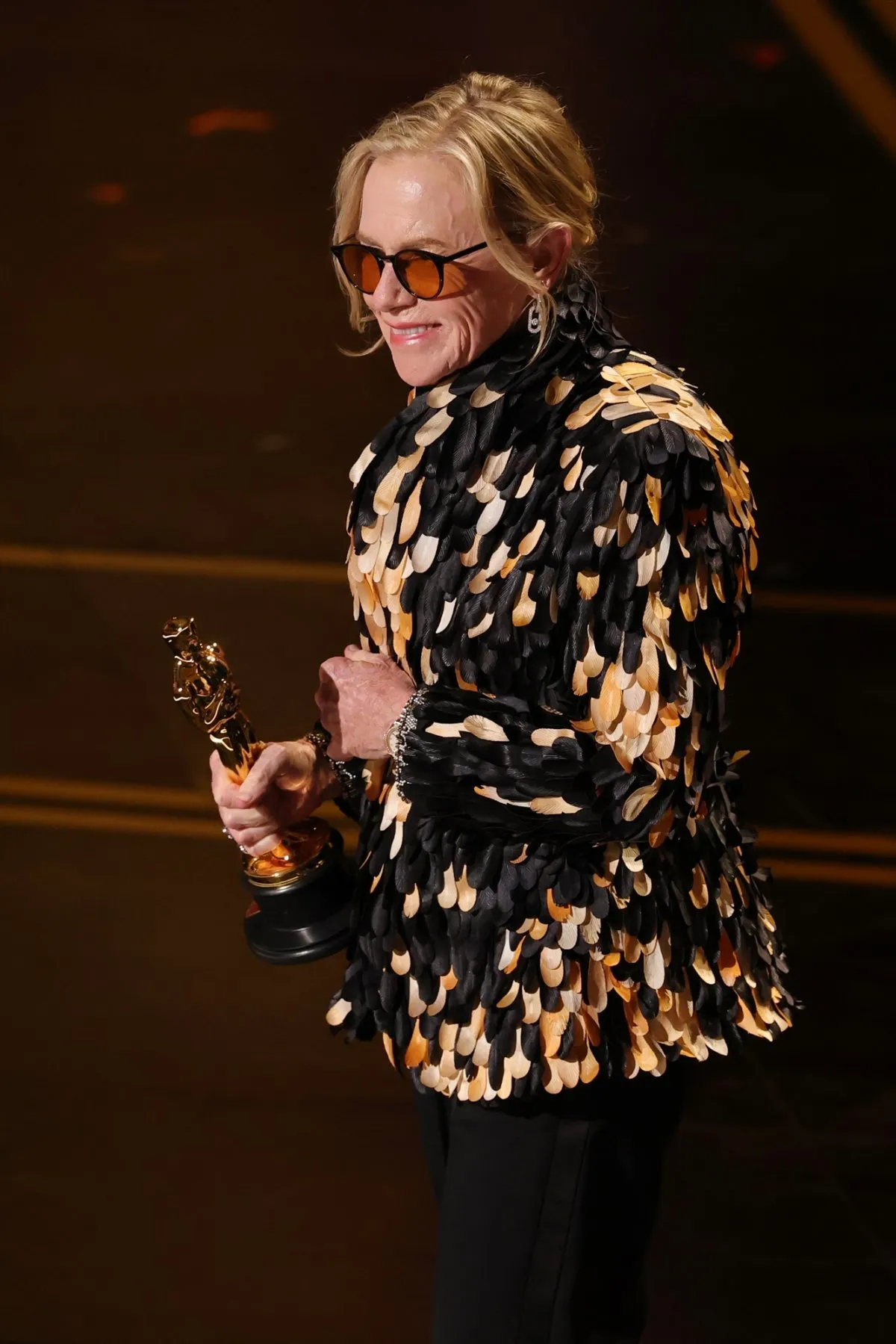 エイミー・マディガン、助演女優賞受賞　40年越しの悲願達成「第98回アカデミー賞」