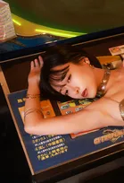 妖艶な顔立ちと圧倒的美ボディで注目のコスプレイヤー・ミンミコ、デジタル写真集『ミンミコ、襲来』『かいしんの一撃』2作品同時リリース