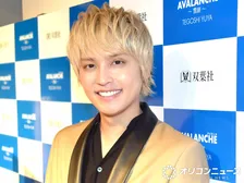 手越祐也、「久しぶりに怪我しました。笑」　自撮りショット添え、いきさつも報告