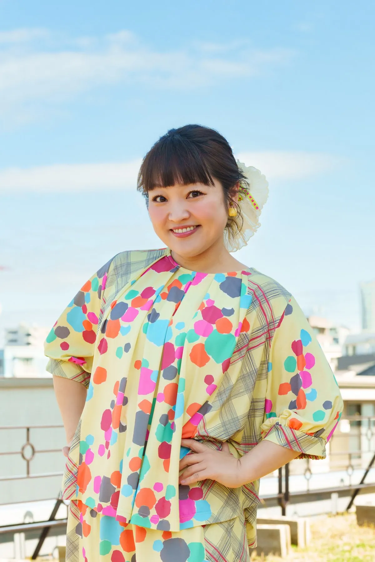 柳原可奈子、忙しい日々を送る女性へ「無理をせずおしゃれを楽しんでほしい」　コラボアイテム発売