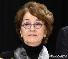 倍賞千恵子、作曲家夫との夫婦ショットに反響「素敵なご夫妻」「楽しそう」「ベレー帽お似合いで可愛らしい」　パティシエ・鎧塚俊彦氏が公開