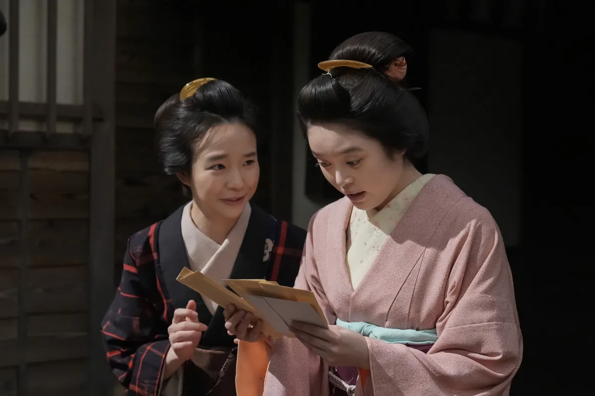 『ばけばけ』ヘブンが待ちわびた手紙に、求める答えはあるのか　第119回場面カット