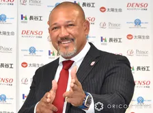 元ヤクルト・ラミレス氏＆妻・美保さん、長女の卒園式を報告 　“顔出し”親子3ショットに反響「パパもママも良い顔」「可愛いですね お姉さんになられてますね」