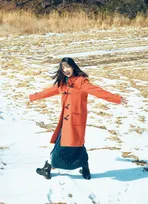 日向坂46正源司陽子、彼女感たっぷりな理想の冬デート　『マガジン』表紙に登場