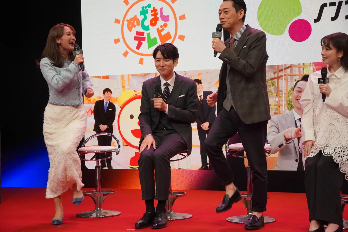 フジ井上清華アナ、研修時代から毎朝実践する体操を生披露　榎並大二郎アナは評価「理にかなってる」