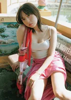 木崎ゆりあ、9年ぶり写真集　黒ドレス＆ランジェリー解禁「これぞ30代に突入」