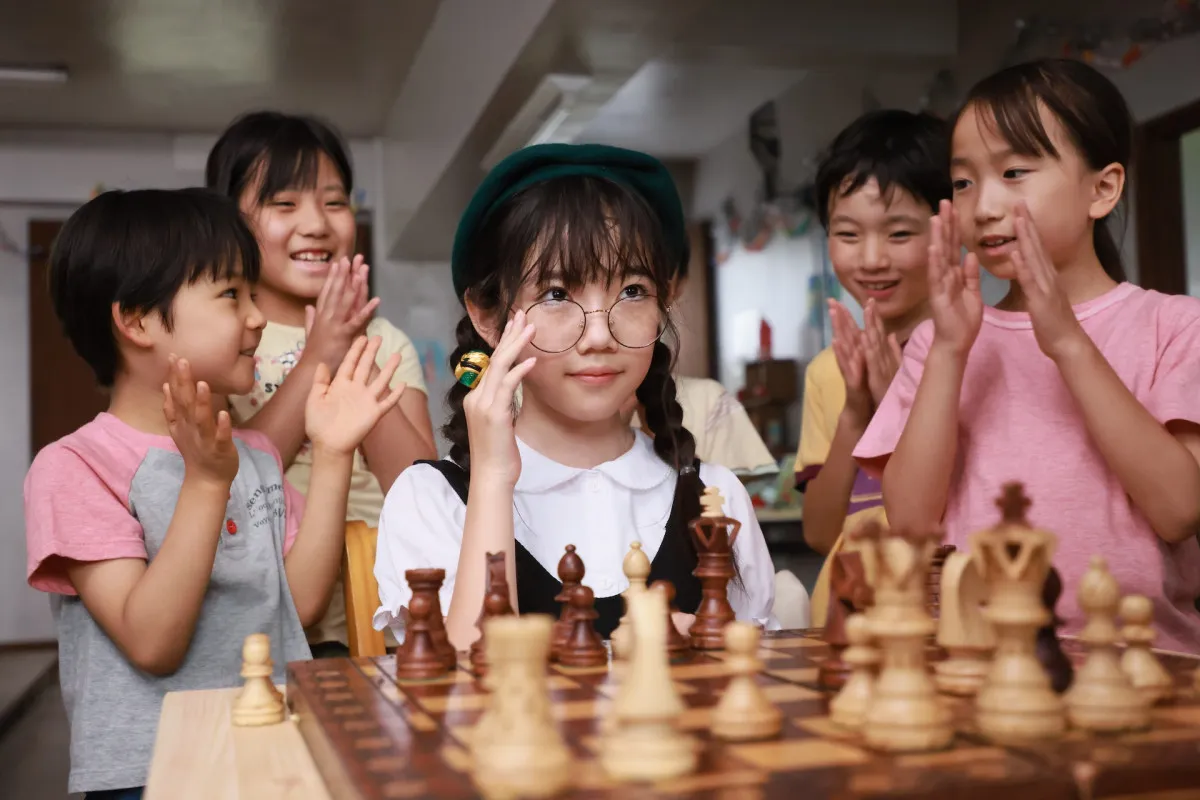 沖田絃乃、『ゴジュウジャー ポーラー・ビギニング』で先代ゴジュウイーグルに　『仮面ライダーガッチャード』でアトロポス役